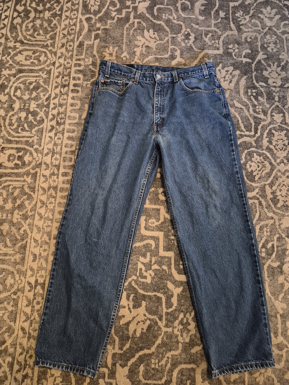 Vintage Levi's Men's Dark Blue Relaxed Straight Jeans W34xL30